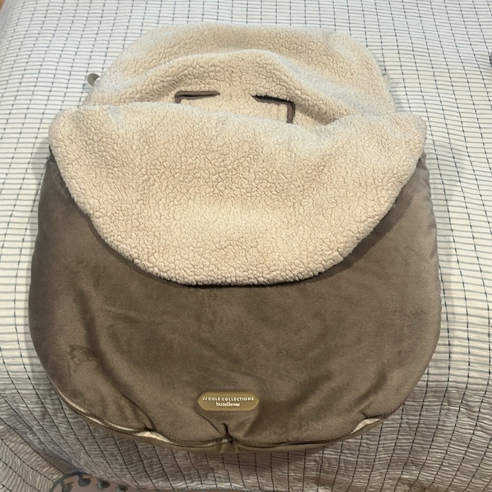 Car seat head support cushions & Bundle Me
